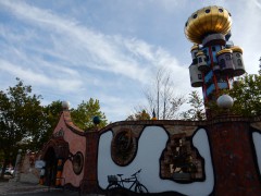 2023.abensberg.hundertwasser.18-10.DSCN2539