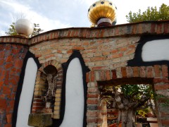 2023.abensberg.hundertwasser.18-10.DSCN2540